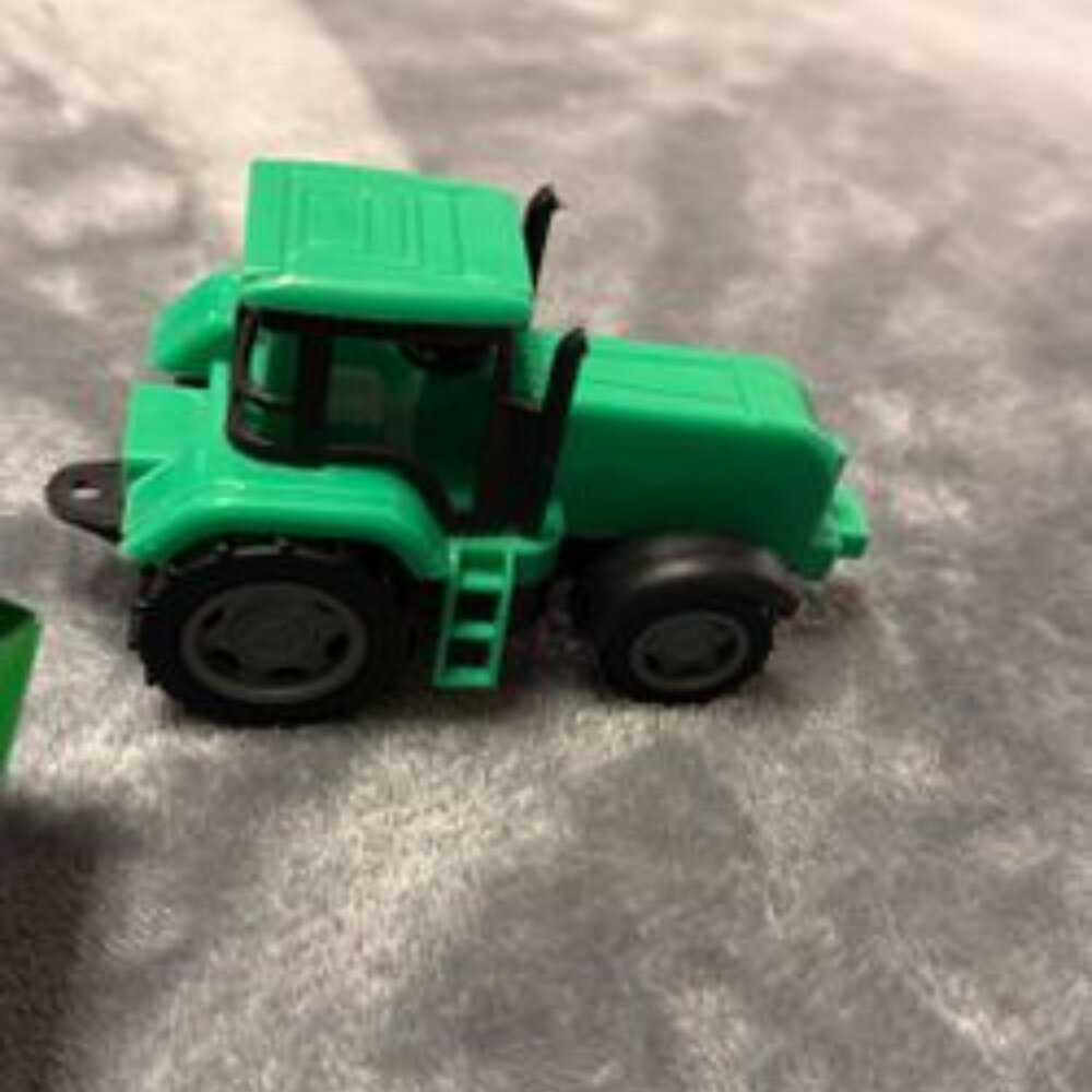 Three Farm Vehicles - Picture 6 of 7